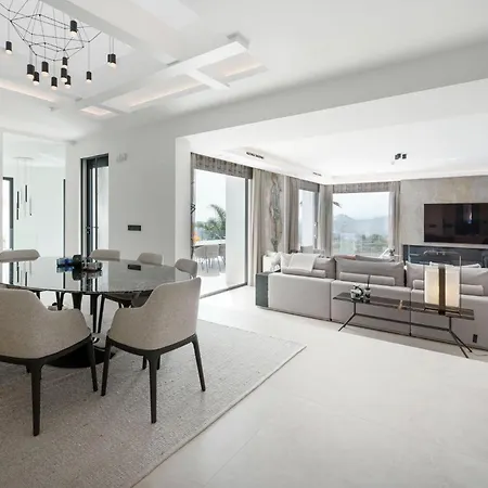 Luxury Panoramic View Villa